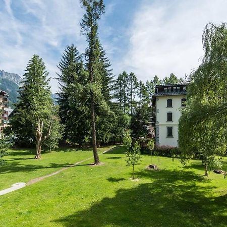 Au Coeur De Chamonix, Un Ecrin De Verdure Apartment Exterior foto